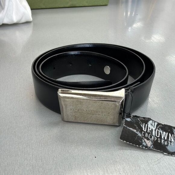 Burberry Black Leather Belt with Silver Buckle - Picture 1 of 7